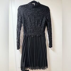 Black Lace Pleated Women's Dress